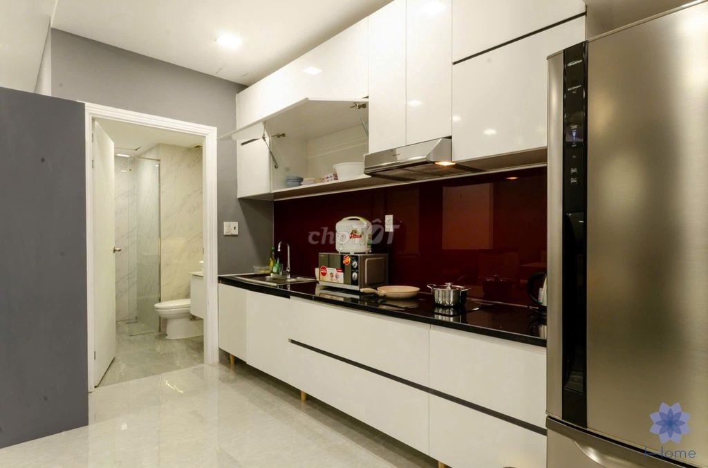 Supertel officetel only 10 million Botanica Premier near the airport.