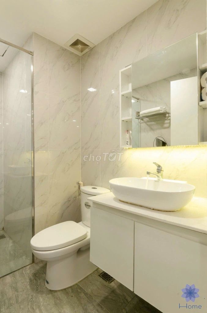 Supertel officetel only 10 million Botanica Premier near the airport.