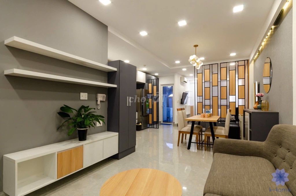 Supertel officetel only 10 million Botanica Premier near the airport.