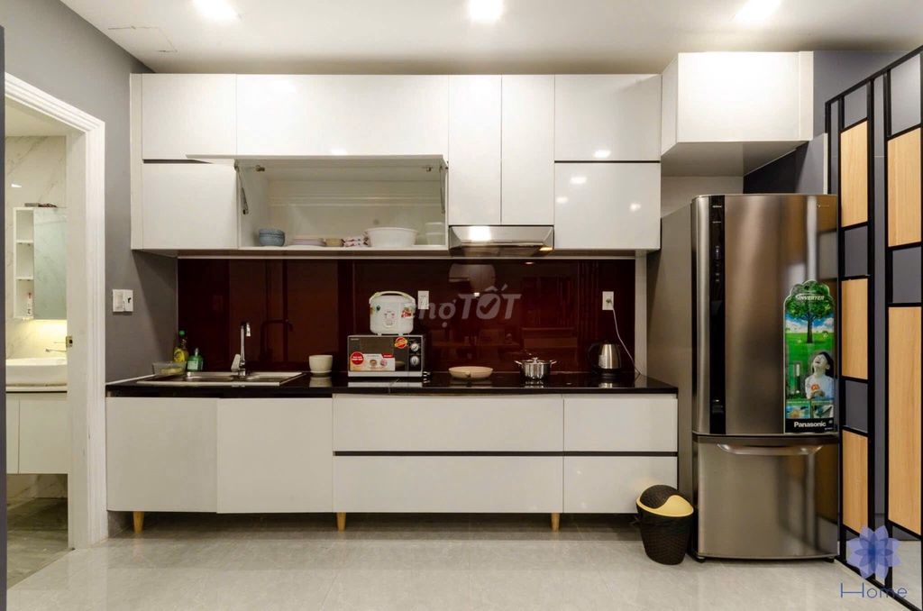 Supertel officetel only 10 million Botanica Premier near the airport.