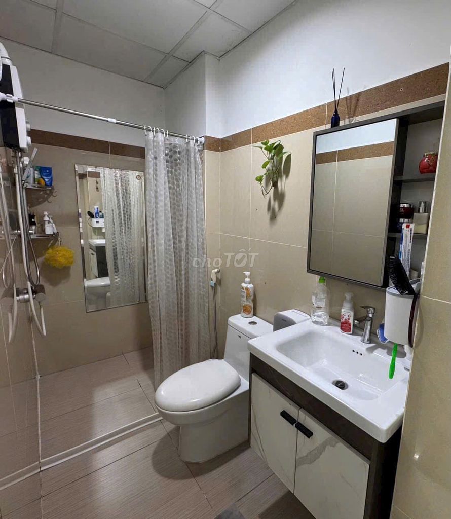 The apartment is 53 m-two-the-Zq0. Ten million, interior.