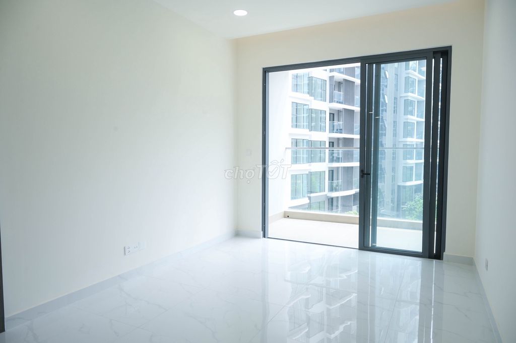 Rent two bedrooms 96 meters2 Diamond Century ntcb 16 million per month.