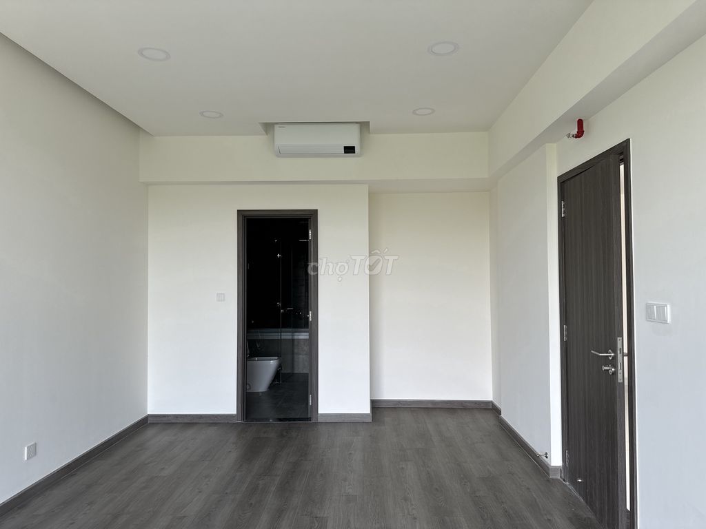 Rent two bedrooms 96 meters2 Diamond Century ntcb 16 million per month.