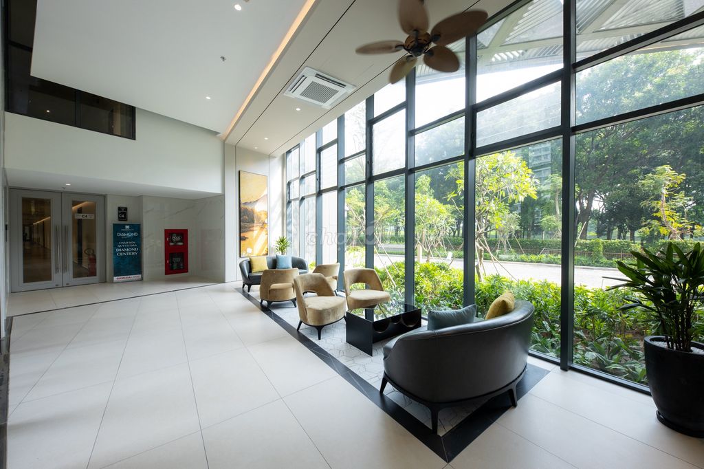 Rent two bedrooms 96 meters2 Diamond Century ntcb 16 million per month.