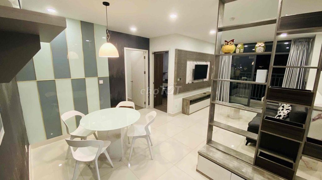 Rent Central Premium apartment. Two bedrooms. 78 M2 full interior.