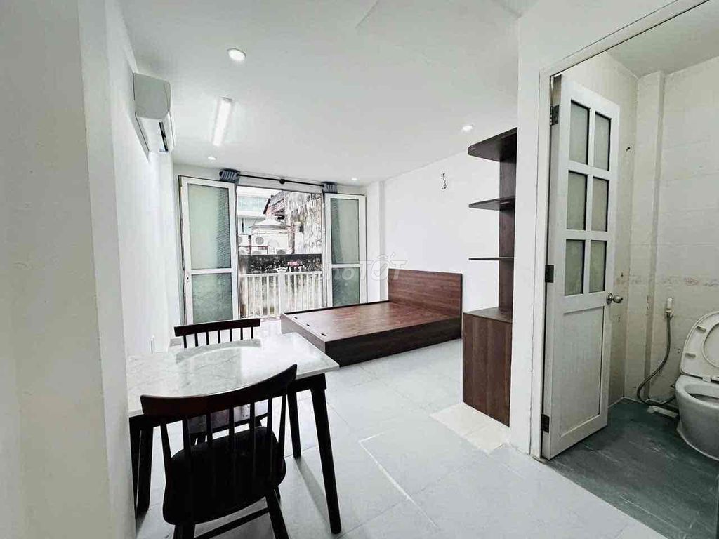 Rent your own laundry studio. Full interior near Nguyễn Chí Thanh District 5.