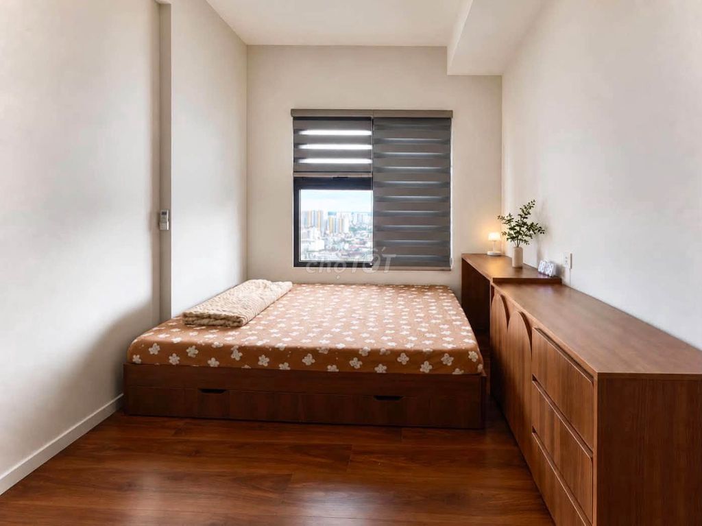 Rent Võ Văn Kiệt 80 meters 2 bedrooms 2 Full Highland toilets