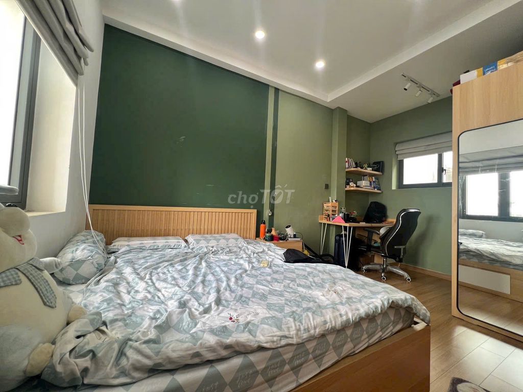Ten A Chen Dudu apartment: 50 meters2,1 p sleeps, ntcb-10 million a month.