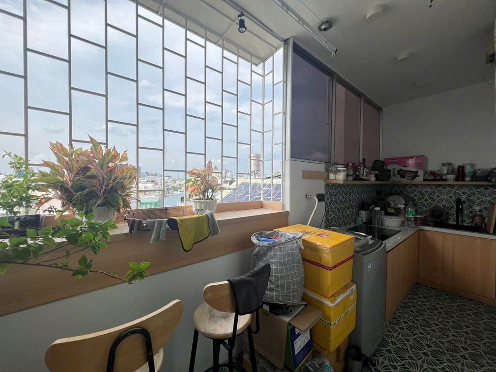 Ten A Chen Dudu apartment: 50 meters2,1 p sleeps, ntcb-10 million a month.