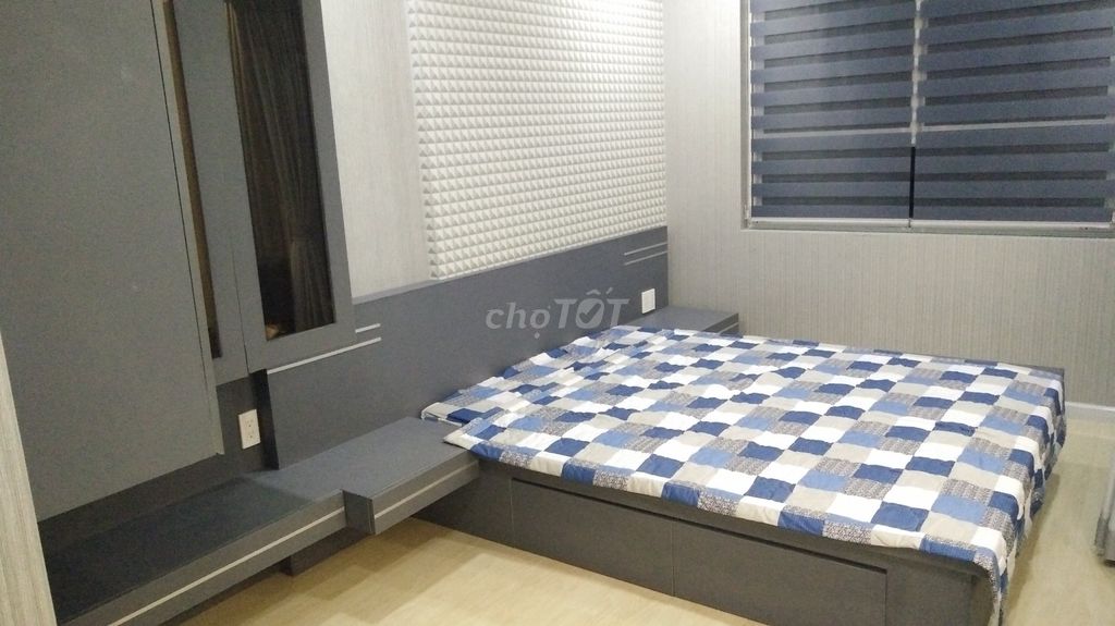 Rent the apartment. One bedroom. One bathroom. 50 meters.