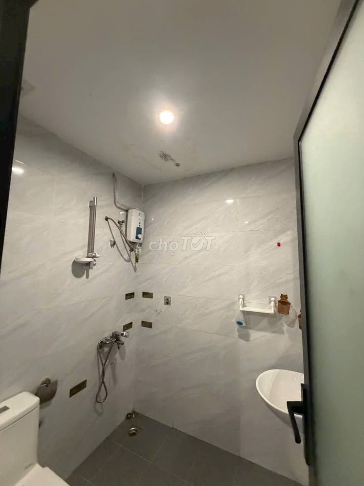 Rent C/c Melody Residence, 869 Âu Cơ - new furniture enough to rent 14 million