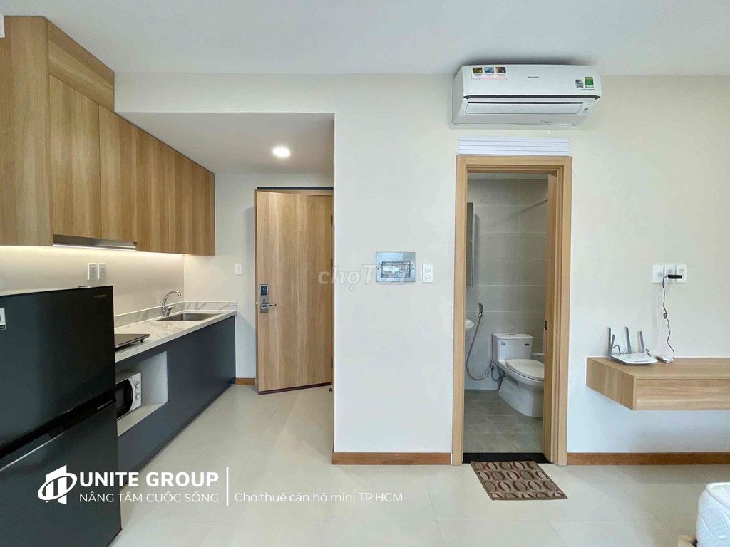 It's the owner of the apartment right now. Phan Văn Trị full of furniture.