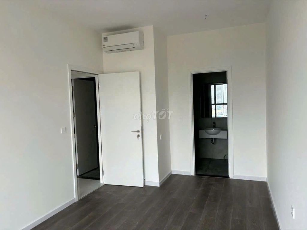 The two bedrooms are 69 m2 basic rent houses - Victoria Village at 15 million a month