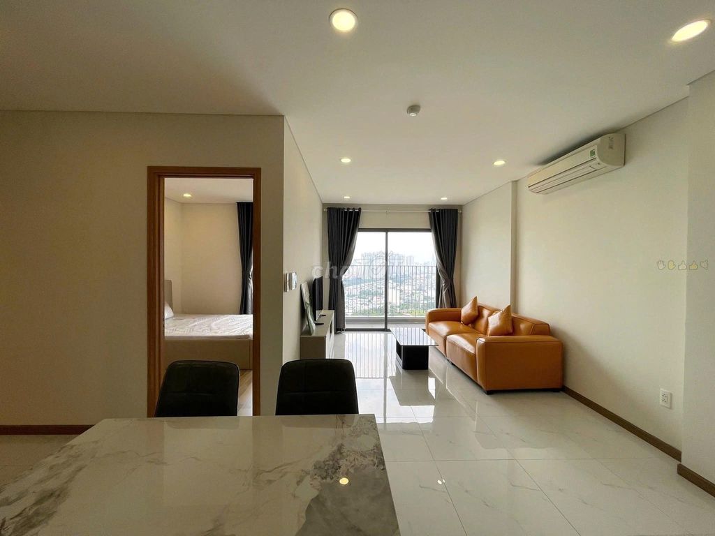 C/Cin City District 10, 3 bedrooms full of furniture cost 15.5 million a month of empty houses.