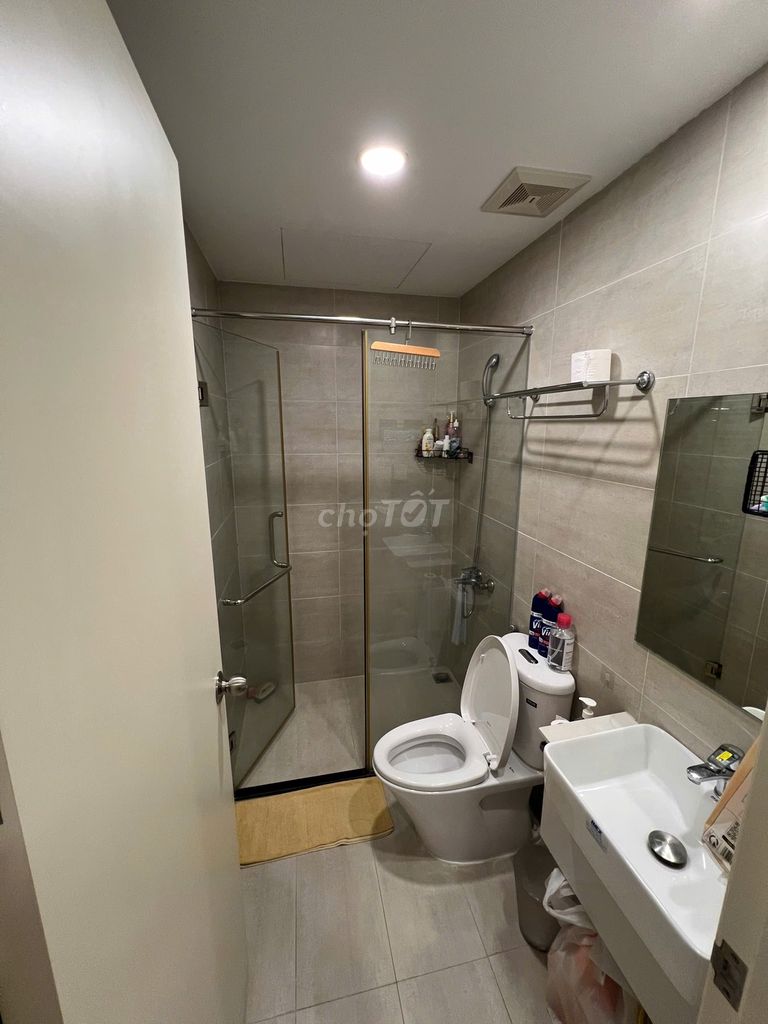 Rent Lavida Plus 7th District, live on the river view 12 million months.