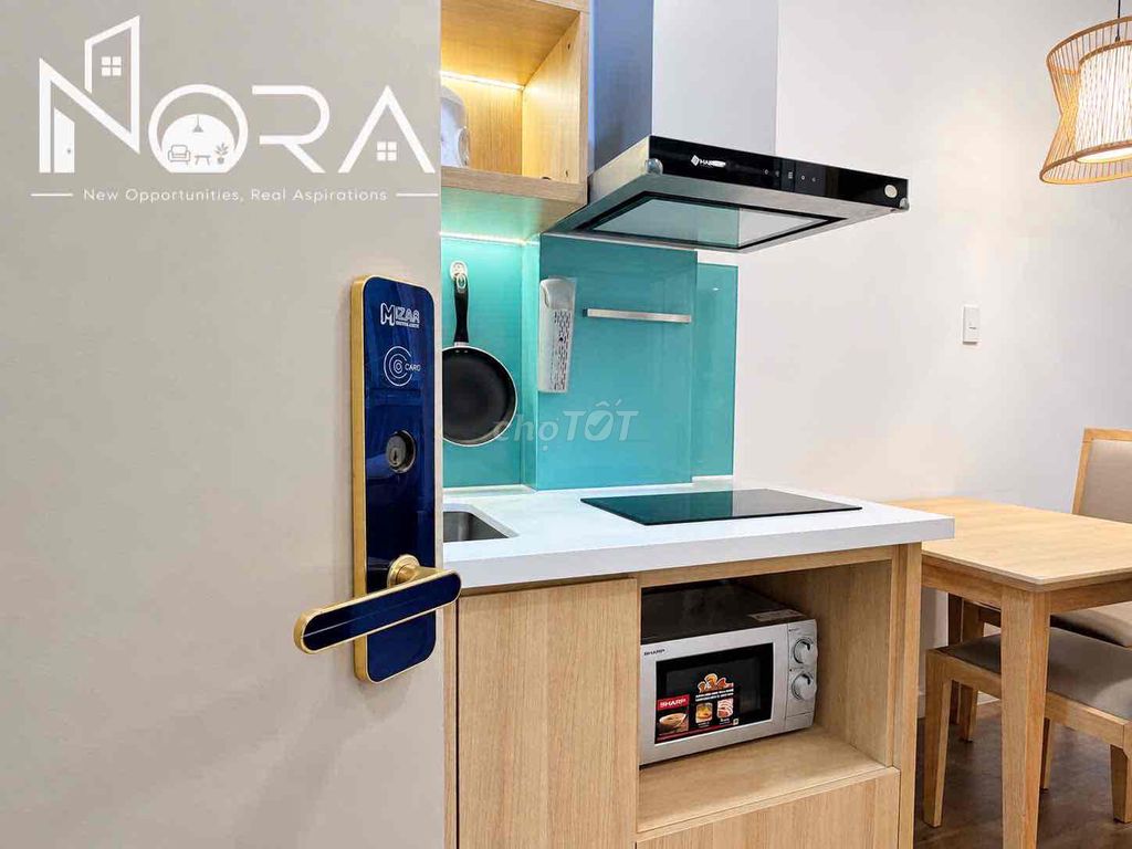 The new service apartment is 100%, the Home of Seven, near Tân Định Church.
