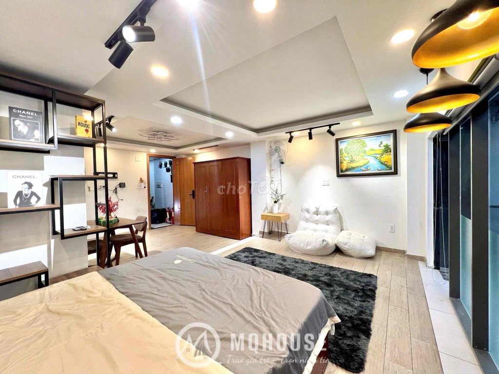 rented Tân Bình District studio near tsn & var