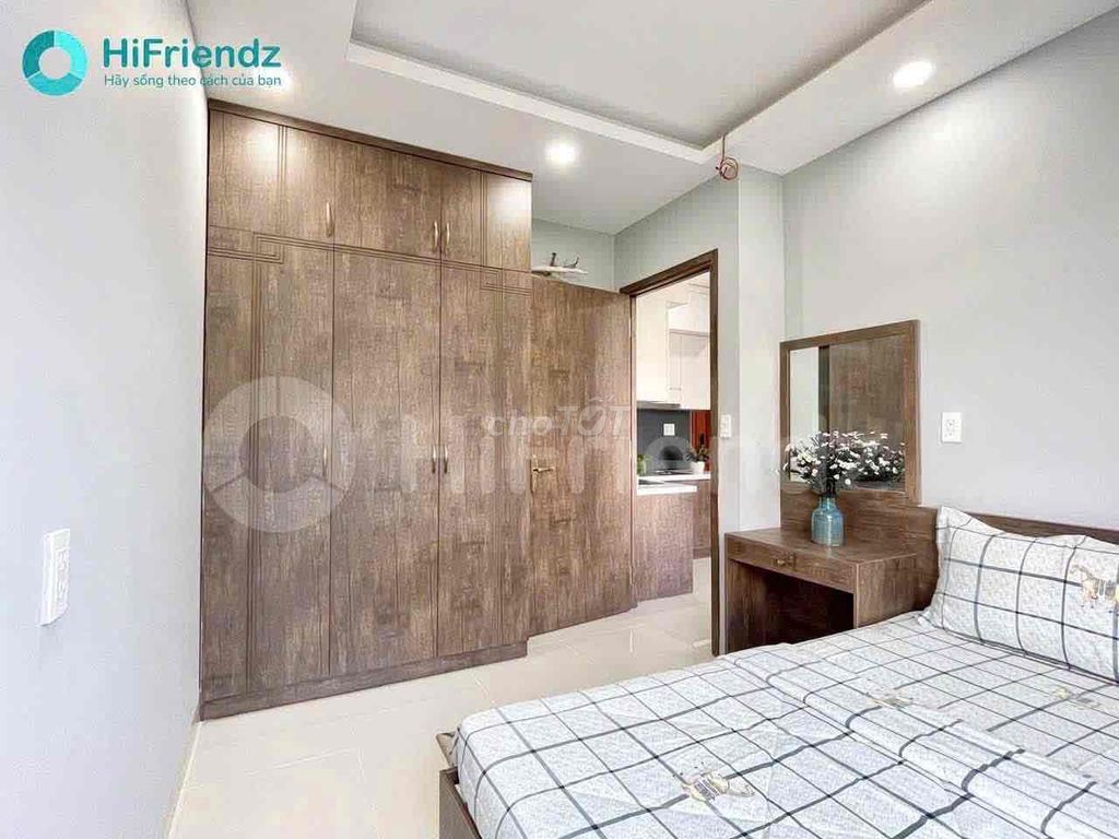 The 1st House of Sleep - Coolly, Near the Airport