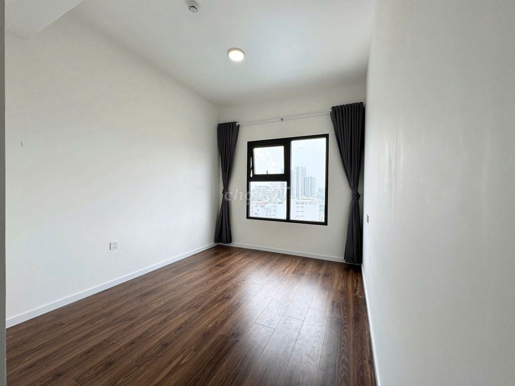 We'll have the Space House for two bedrooms. Two bathrooms. We have a cold machine.