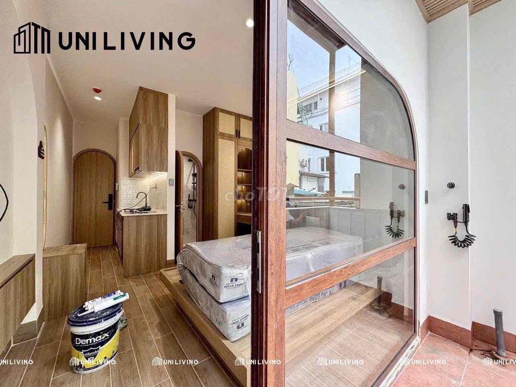 Tell Zhang of Studio Full House that it's 100 percent new in the face of District 7
