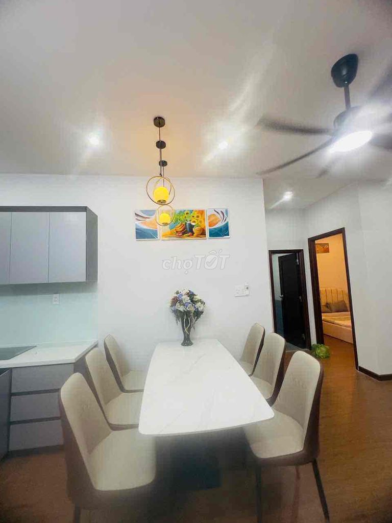 apartment 548 Phạm Văn Đồng 2 bedroom 2 A 70-foot-wide toilet