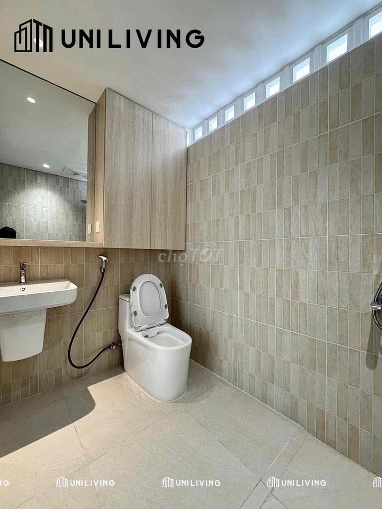 Rent a new studio full interior downtown in the 10th.