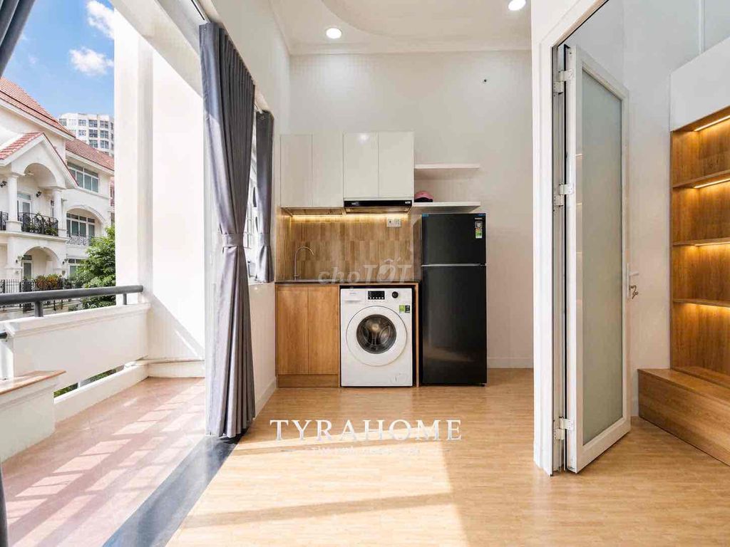 [ Rents] apartment one of the super-beautiful balcony bedrooms, private washing machines - Trà Khúc, P.