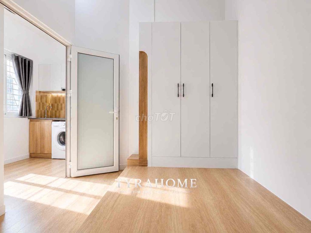 [ Rents] apartment one of the super-beautiful balcony bedrooms, private washing machines - Trà Khúc, P.