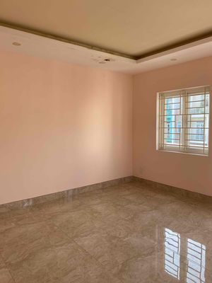 Rent room in the villa.