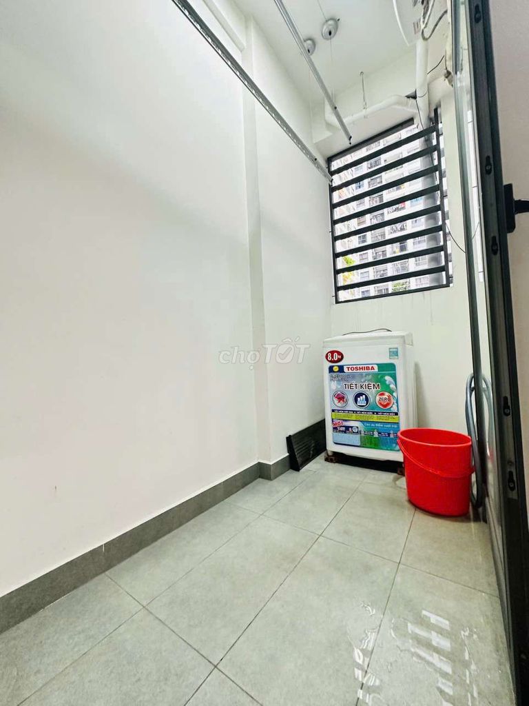 I rented the apartment.