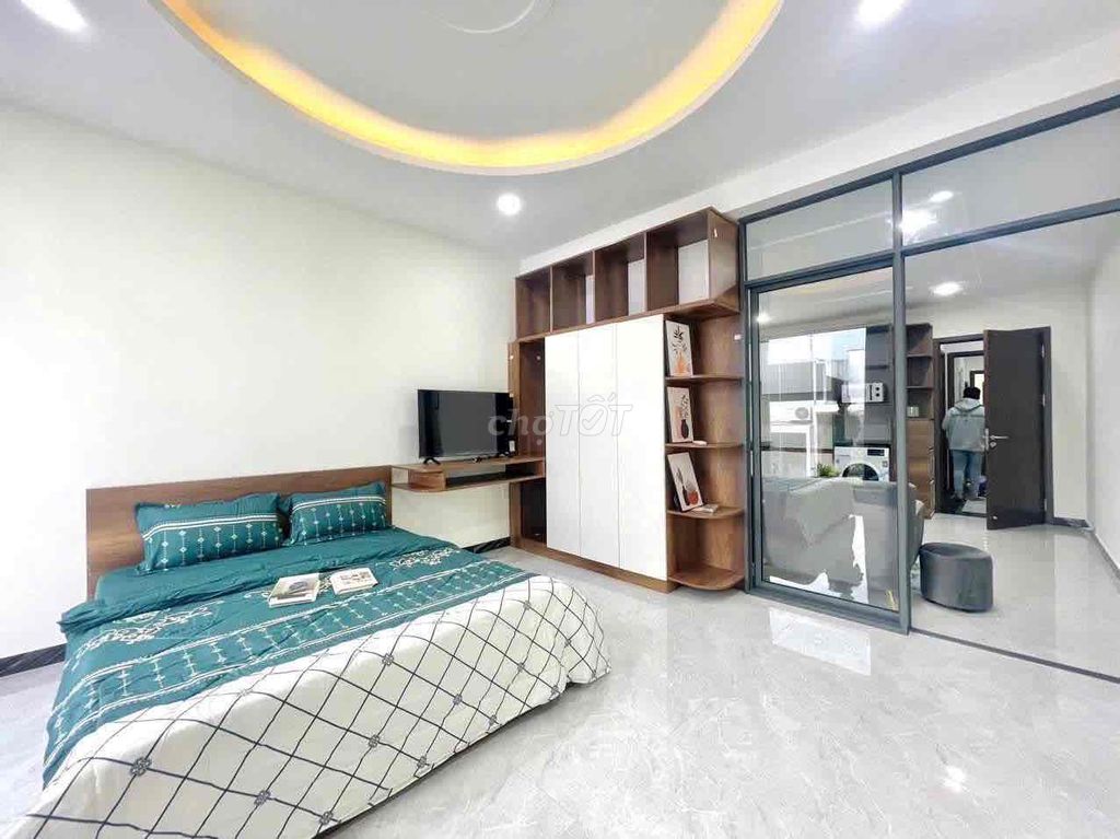 A high-end bedroom right here in Etwon Republic, T3 Station, Air Academy.