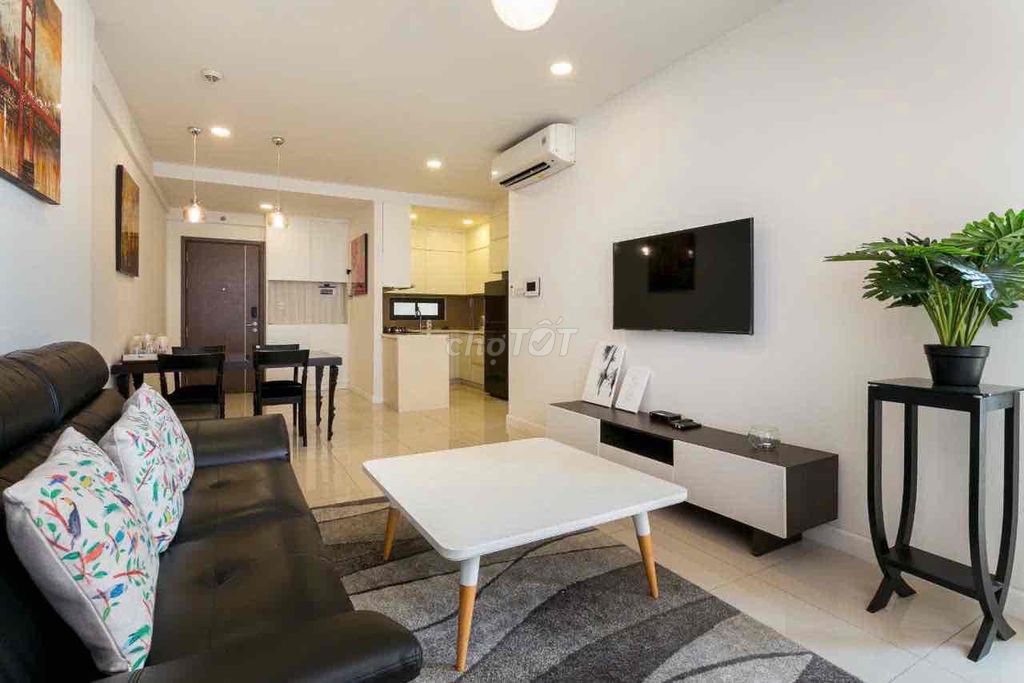 icon 56 district 4-- renting 3 bedrooms 2 ENCOM toilets 25 million a month.
