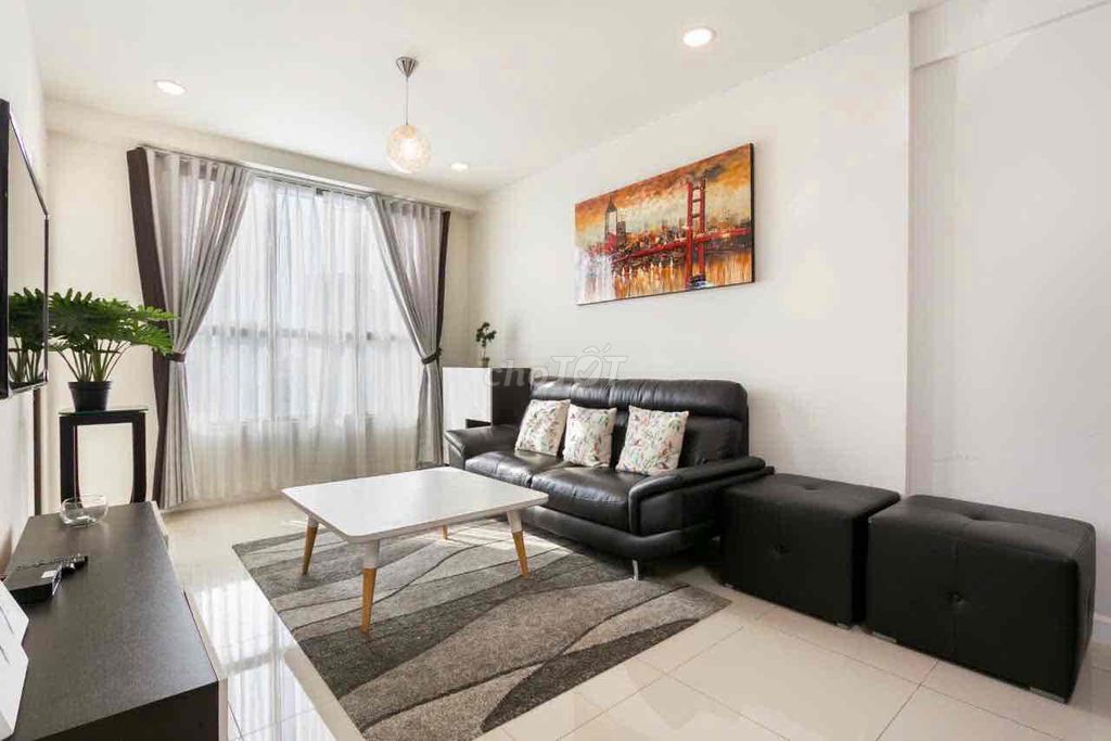 icon 56 district 4-- renting 3 bedrooms 2 ENCOM toilets 25 million a month.