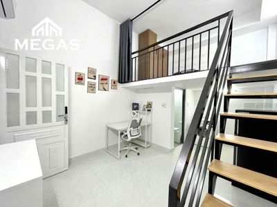 Renting room in beautiful, full interior.