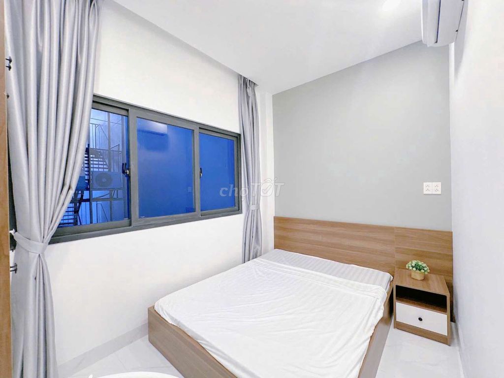 Rent a bedroom, big window, full interior - Bình Thạnh near vlu, ih