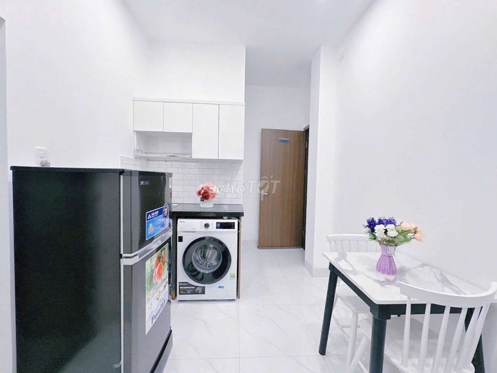 Rent a bedroom, big window, full interior - Bình Thạnh near vlu, ih