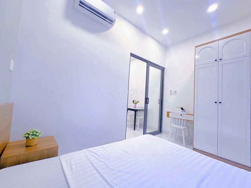Rent a bedroom, big window, full interior - Bình Thạnh near vlu, ih