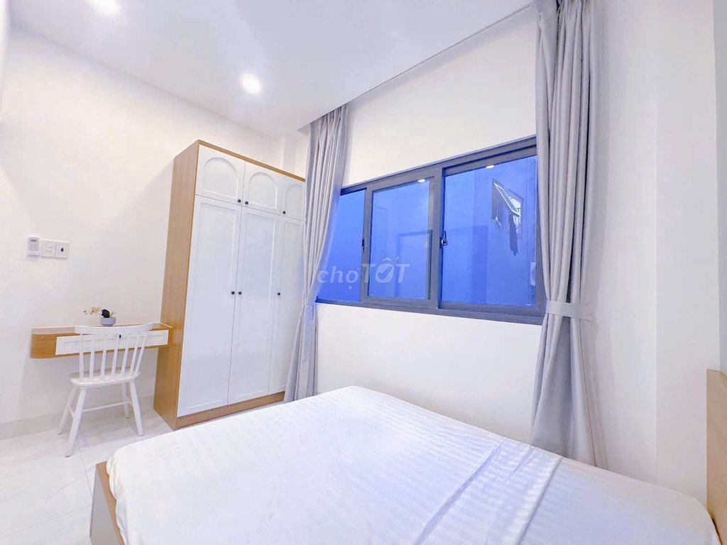 Rent a bedroom, big window, full interior - Bình Thạnh near vlu, ih