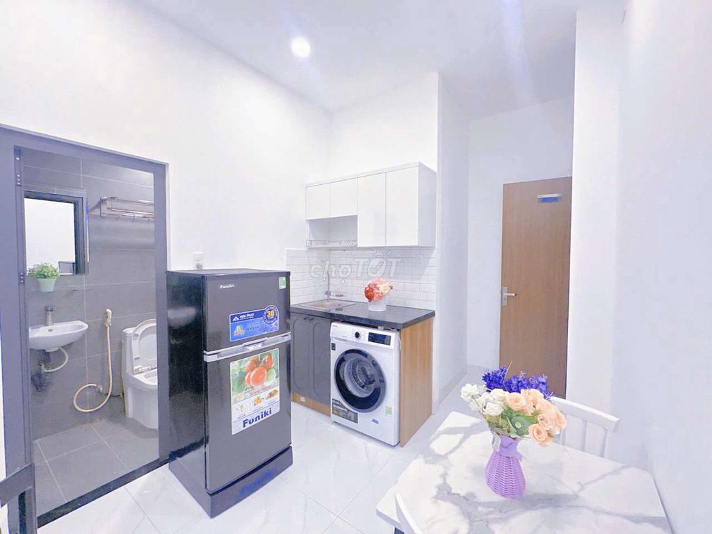 Rent a bedroom, big window, full interior - Bình Thạnh near vlu, ih