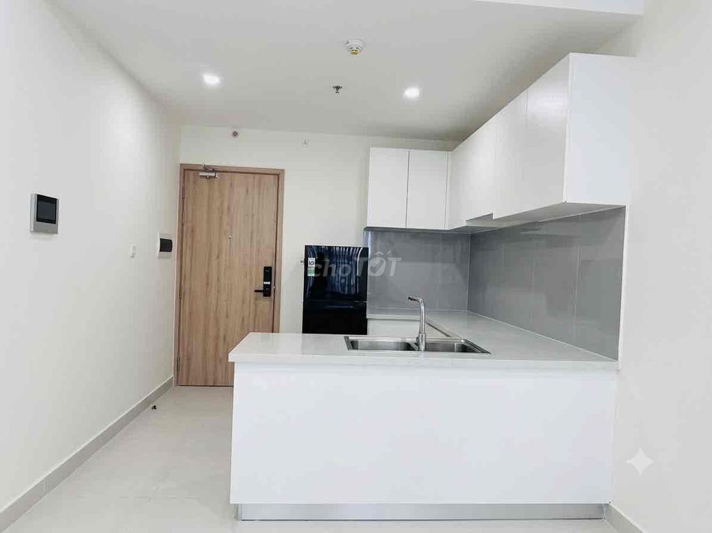 New home, two bedrooms with a good interior at Aurora Residemance.