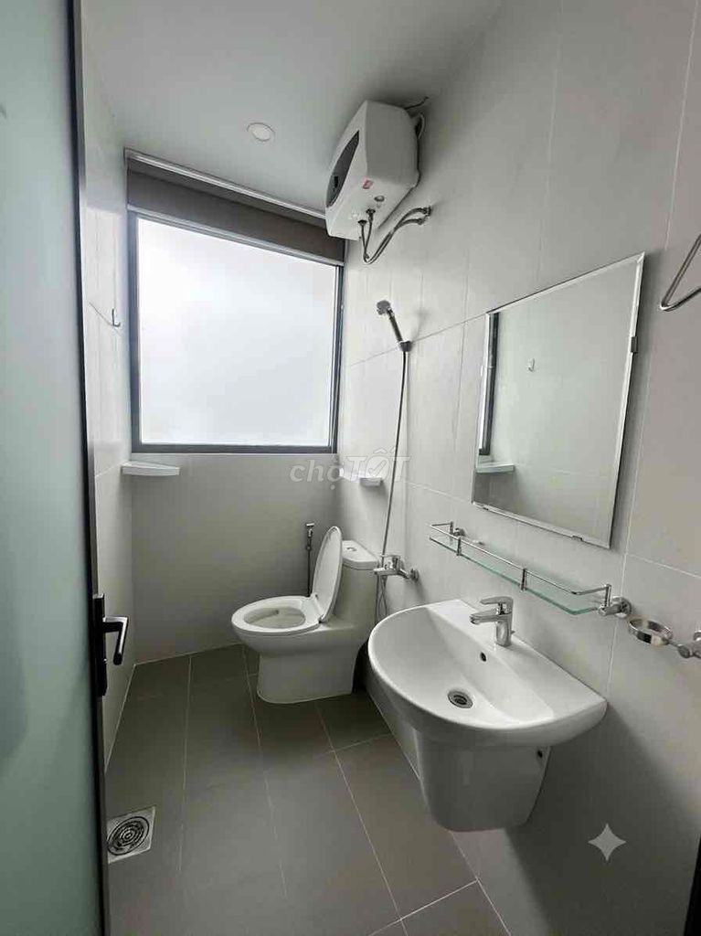 The new apartment, 2.5 million, 5 minutes from the Y bridge, District 8