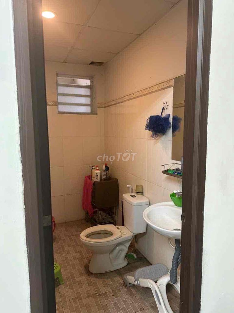 Rent the most apartment in all of Poland 3 - 5.5 million a month.