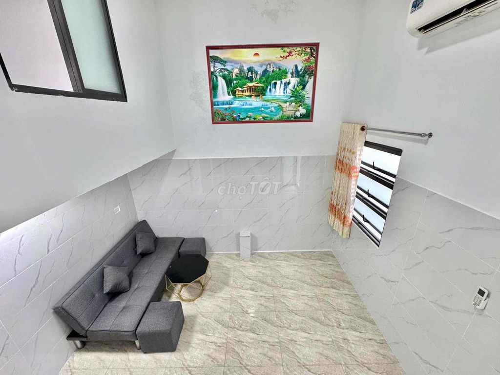 Rent an apartment. Tân Bình : Đồng Đen street near the dedication college.