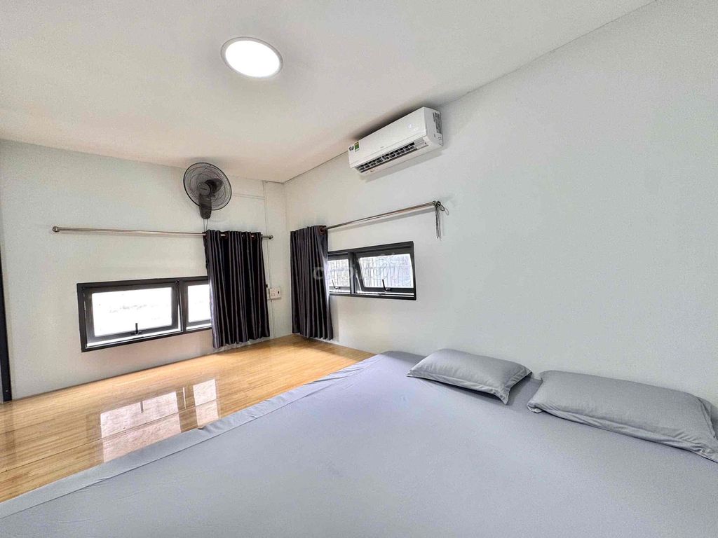 Rent an apartment. Tân Bình : Đồng Đen street near the dedication college.