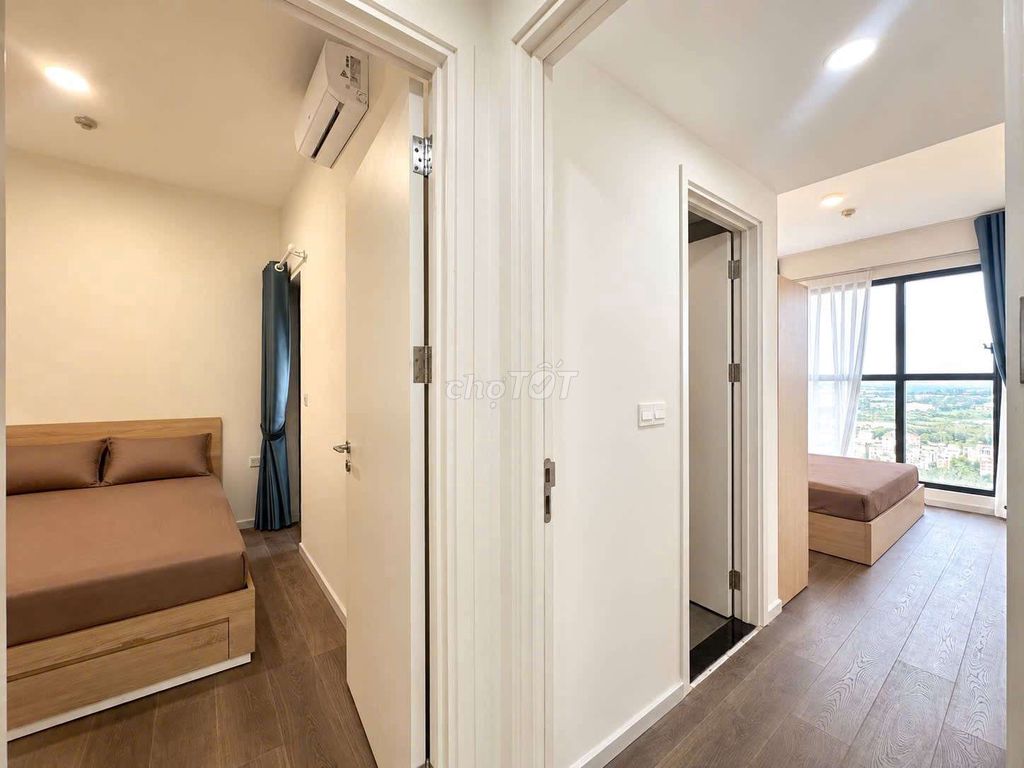 Two bedrooms two southeast river toilets full of super cheap 18 million a month.