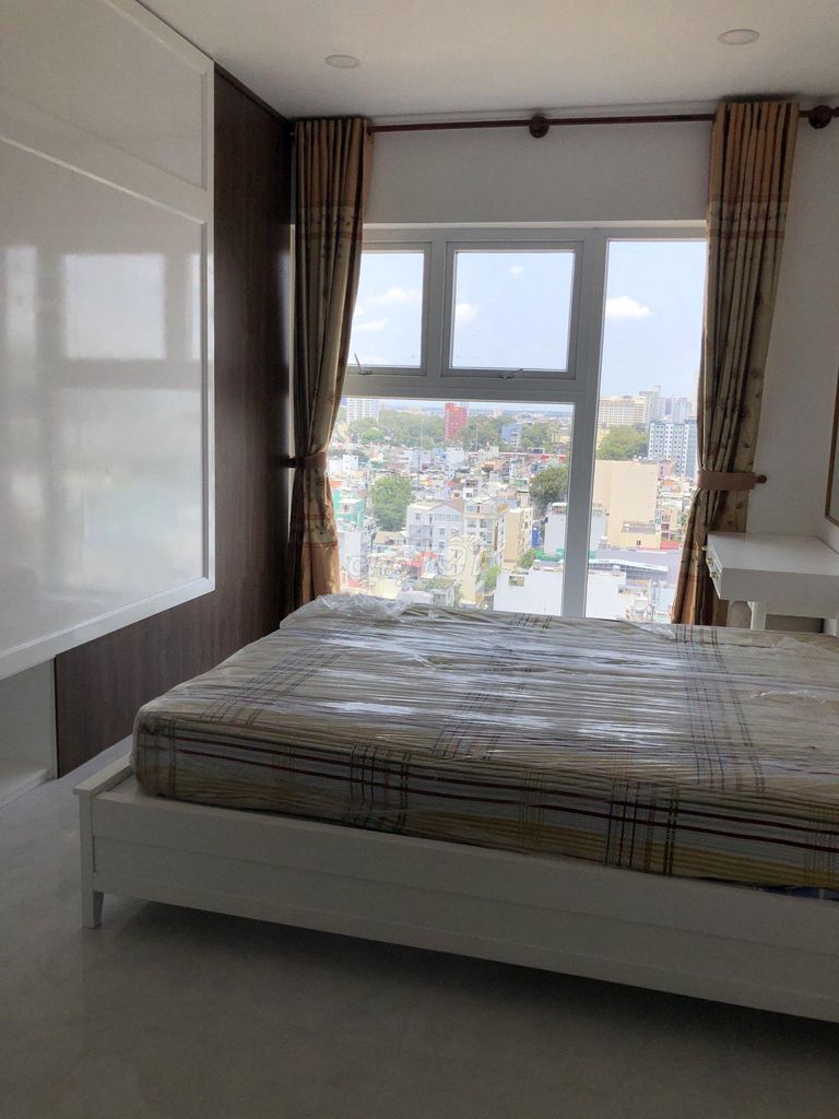 Rent the House of Kim, District 10, 90 meters, 3 bedrooms, 2 toilets, 15 million,