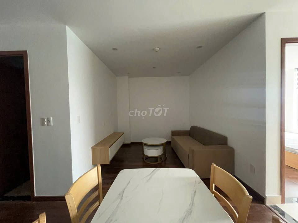 Renting the capital apartment, Nguyễn Văn Công - 2 bedroom, ready for 13 million a month interior