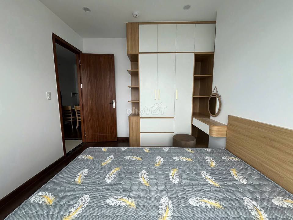 Renting the capital apartment, Nguyễn Văn Công - 2 bedroom, ready for 13 million a month interior