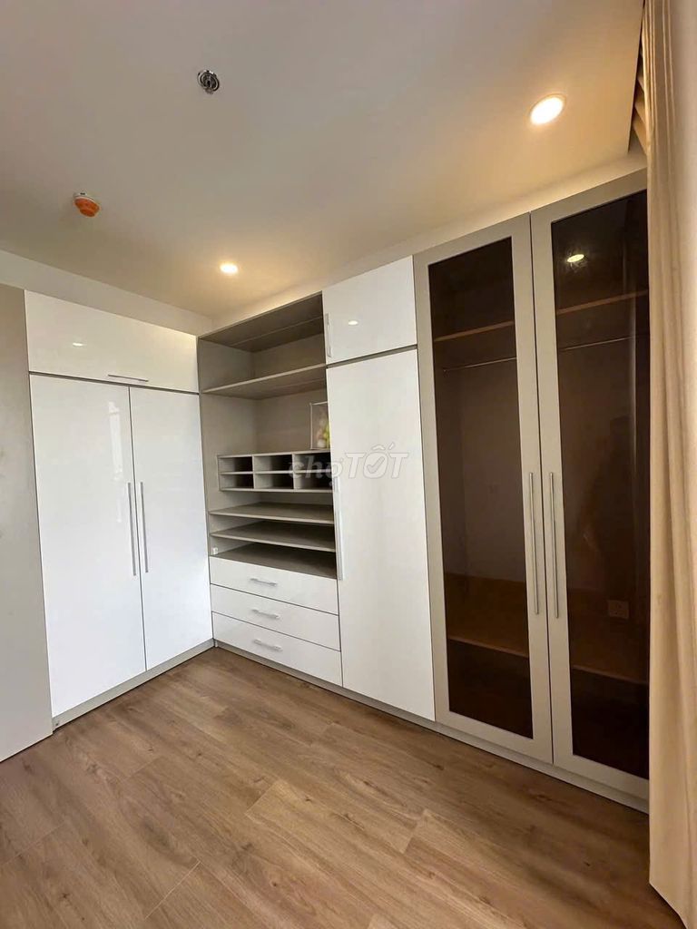 Sunny apartment, Fields, Gò Vấp. 70 meters two bedrooms. Full interior. 14 million.