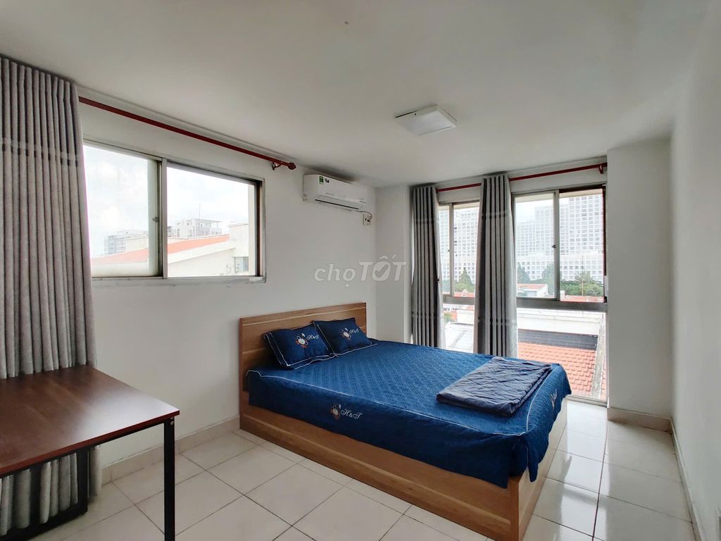 Rent the Mỹ Cảnh garden apartment. Two bedrooms. 92 meters.